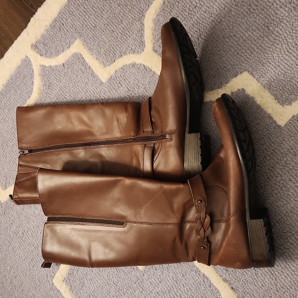 Clarks boots
